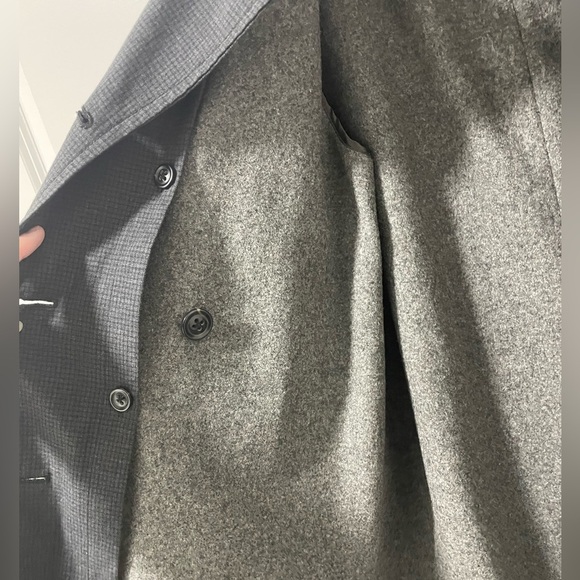 GAP- Women's Trench, blue and grey gingham pattern, small Insulated Wool coat - Picture 3 of 6